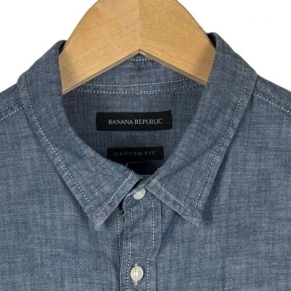 Banana Republic Cotton Chambray Camden Fit Button Down Shirt Mens Large Blue